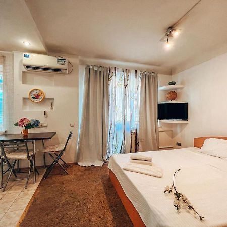 Apartment In The Center Of キエフ エクステリア 写真