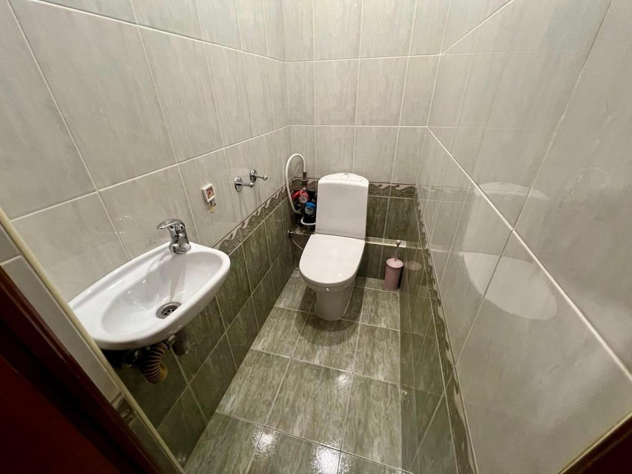 Apartment In The Center Of キエフ エクステリア 写真